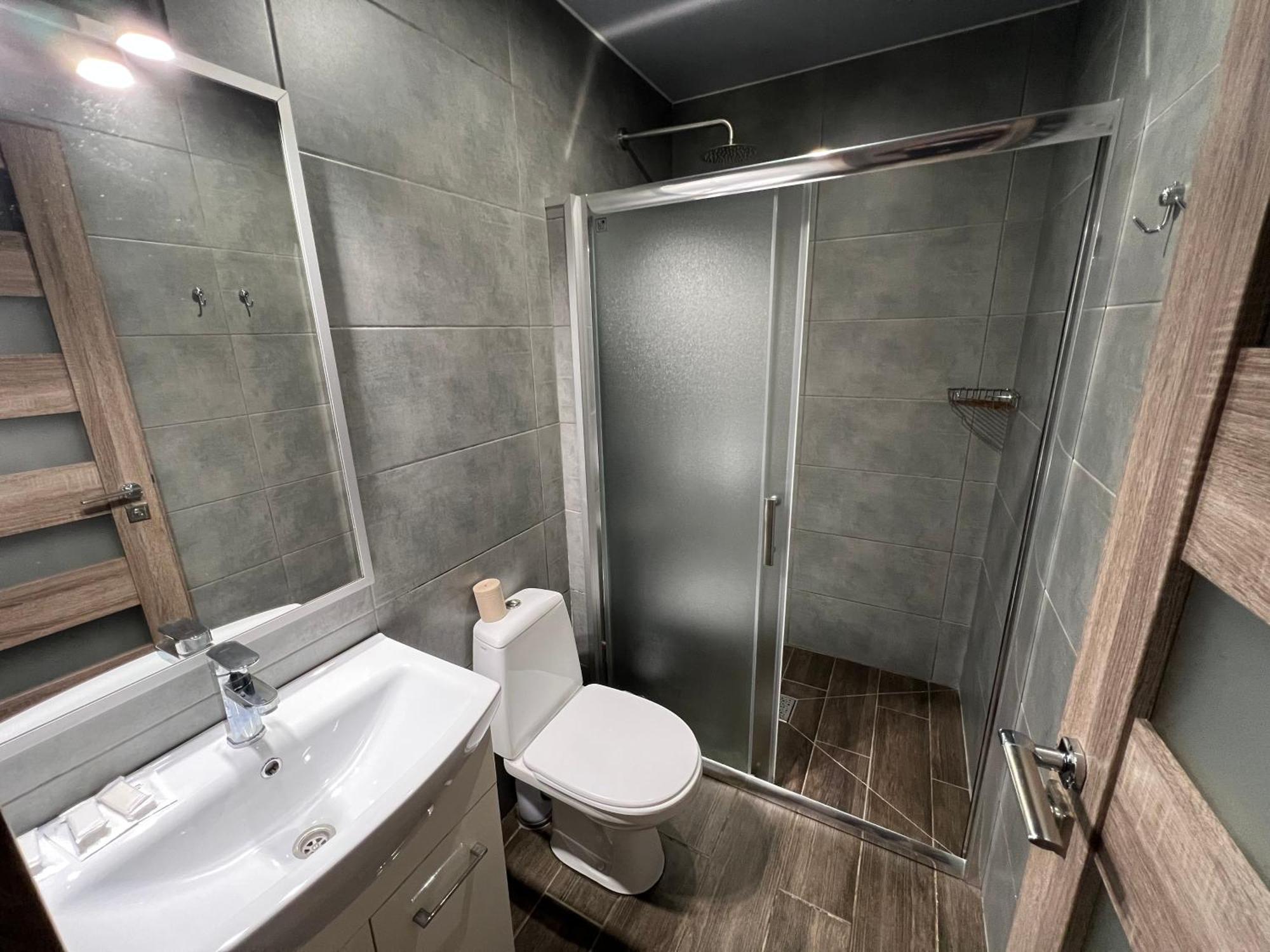 7Days Hotel Hadiach Екстериор снимка